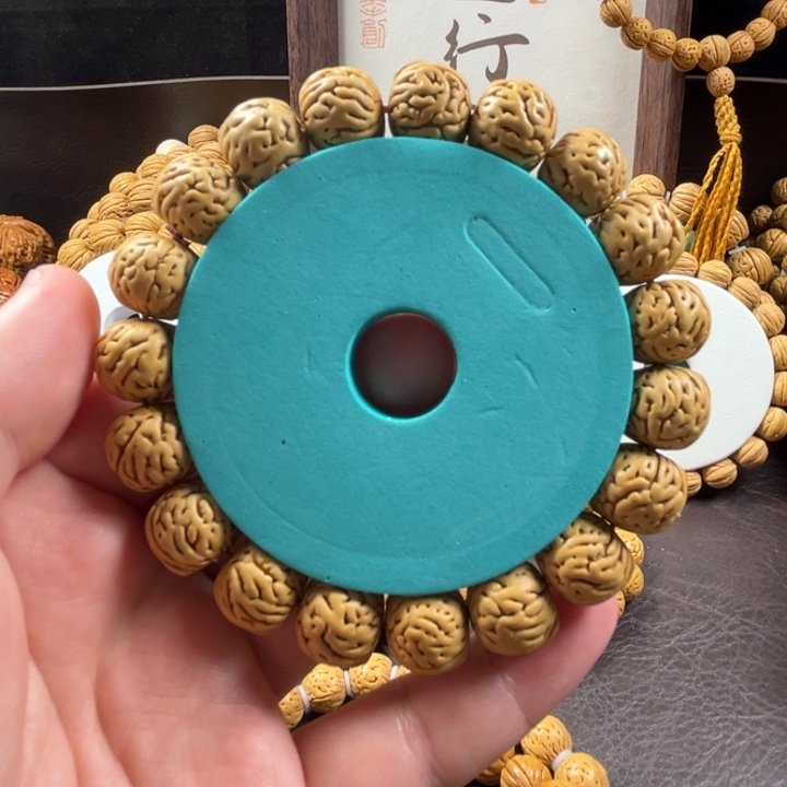 桃核手串14尺寸大肠纹，有修