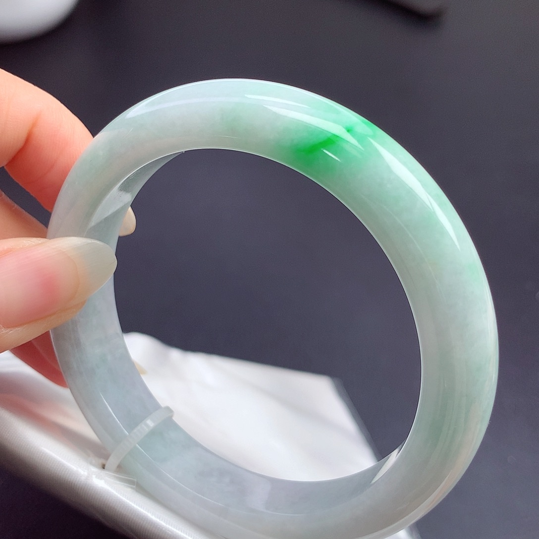 翡翠未镶嵌手镯58.7圈口