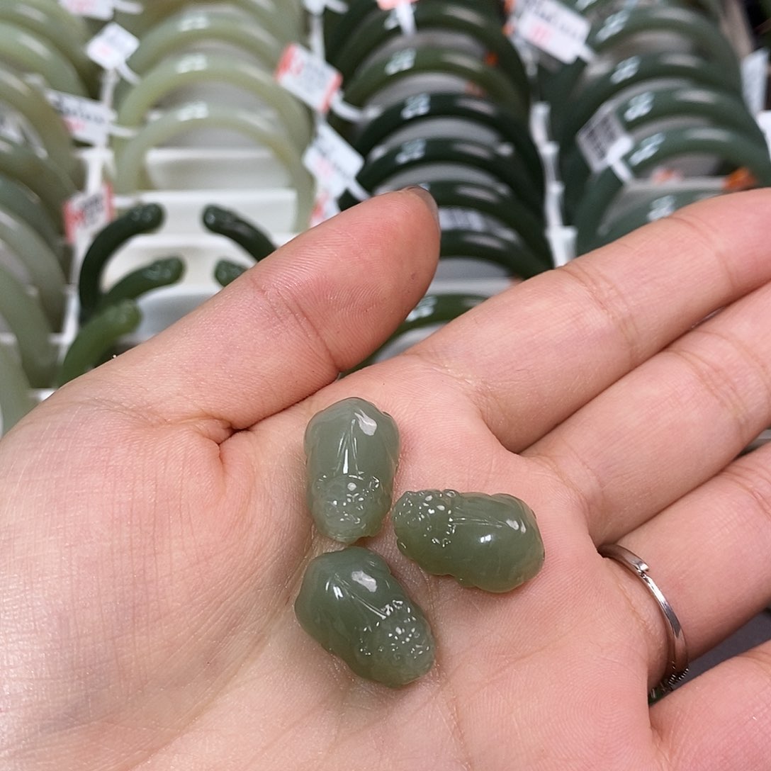 和田玉手链未镶嵌