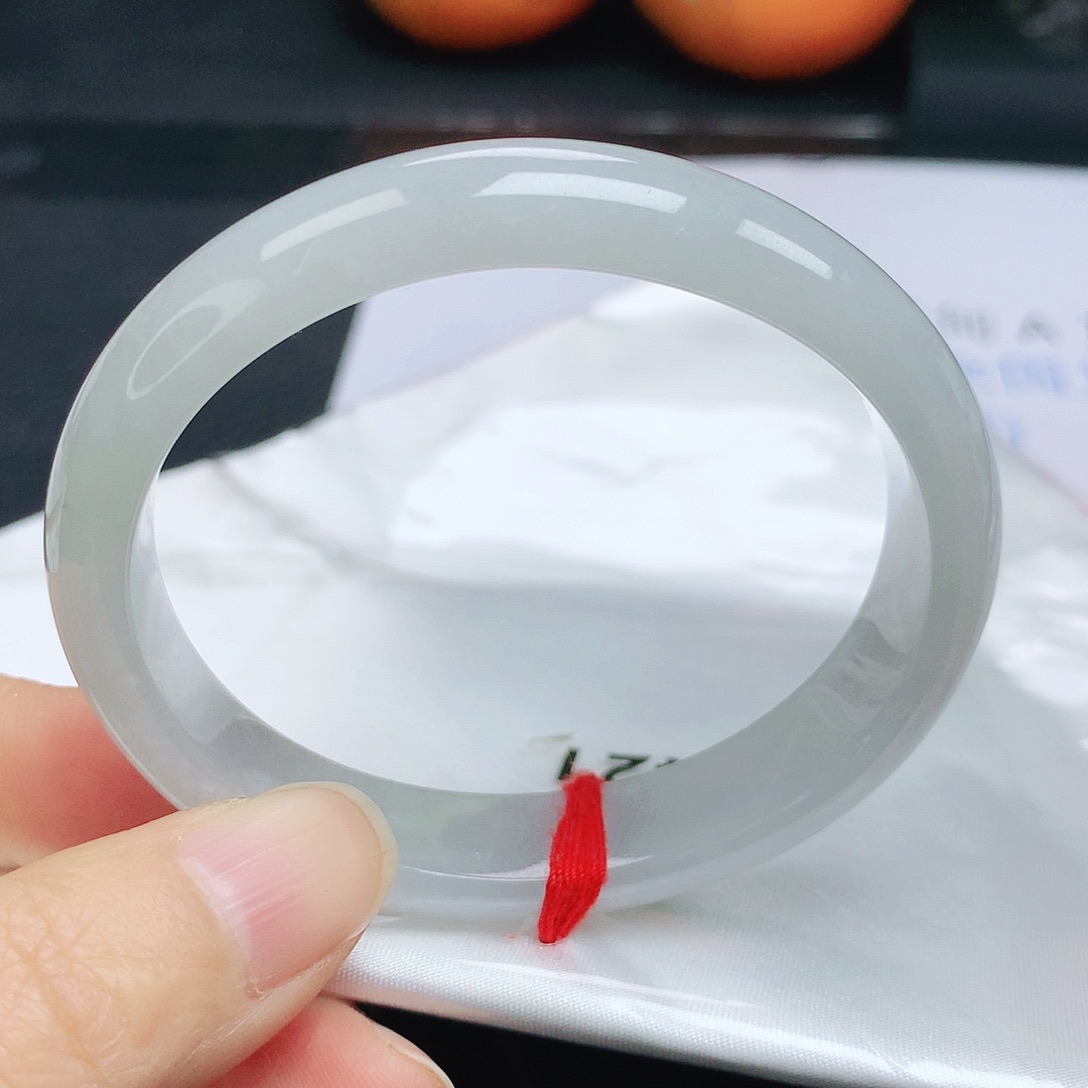 翡翠手镯（贵妃镯）未镶嵌5455