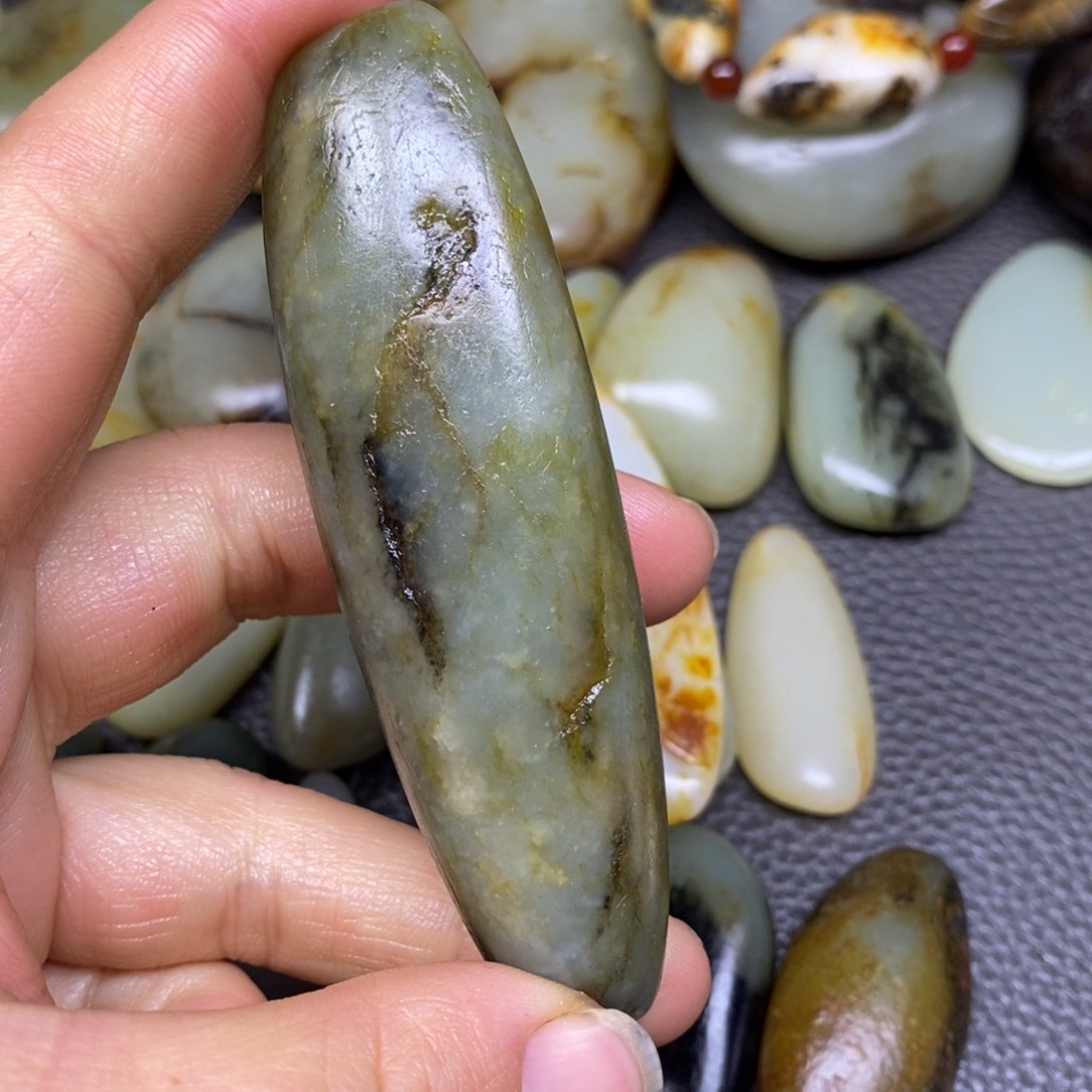 和田玉挂件^_^未镶嵌