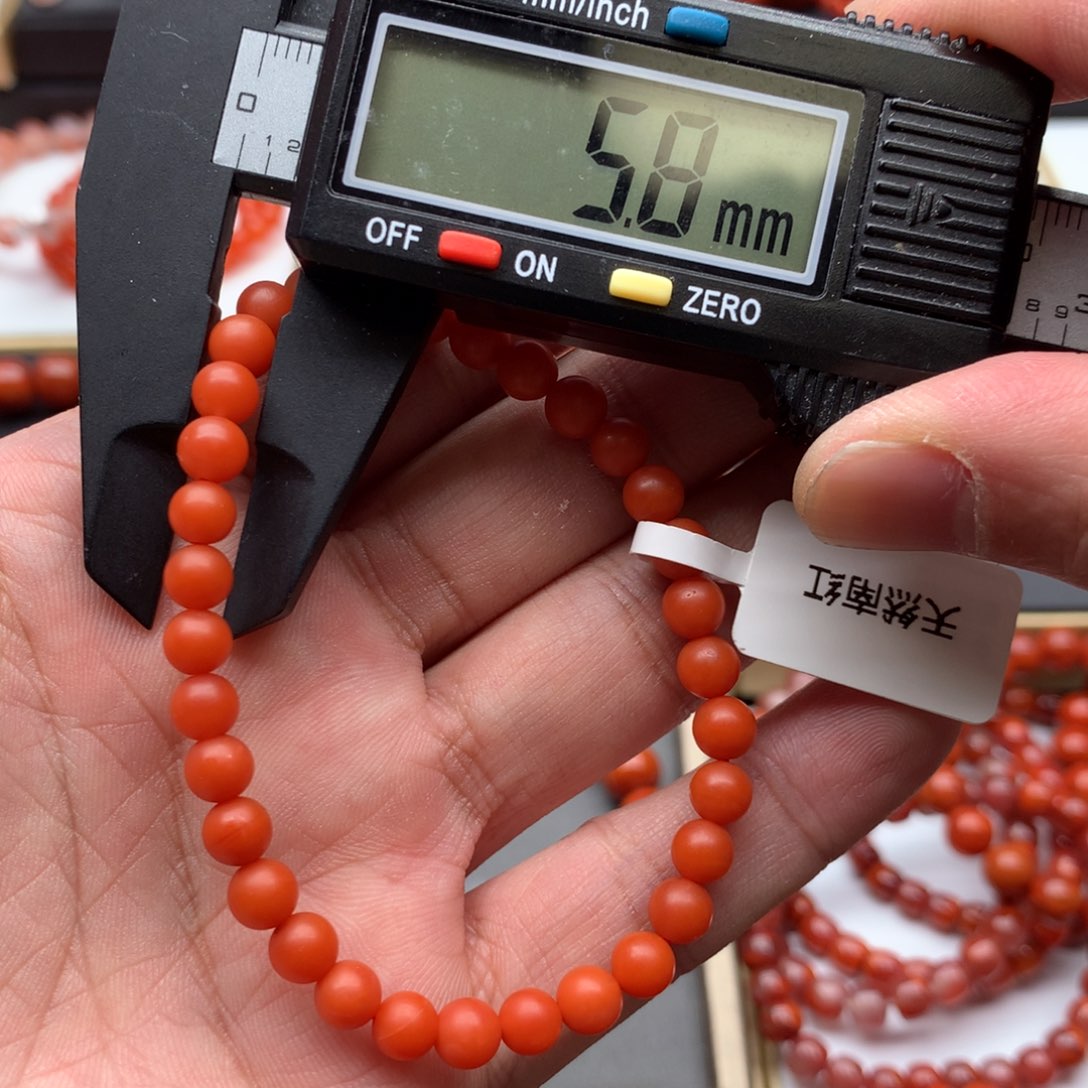 南红玛瑙手链未镶嵌