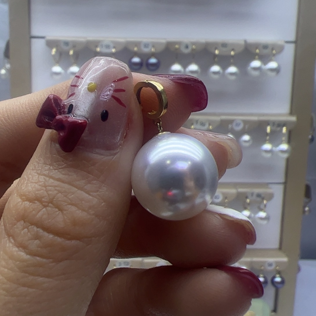 淡水珍珠颈饰18K金镶嵌