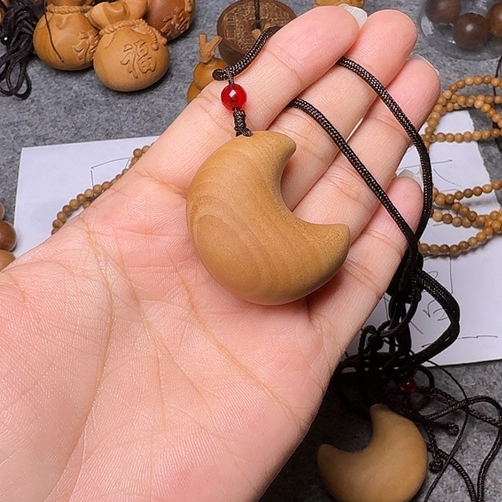手串/手链檀香木老山檀香月亮吊坠