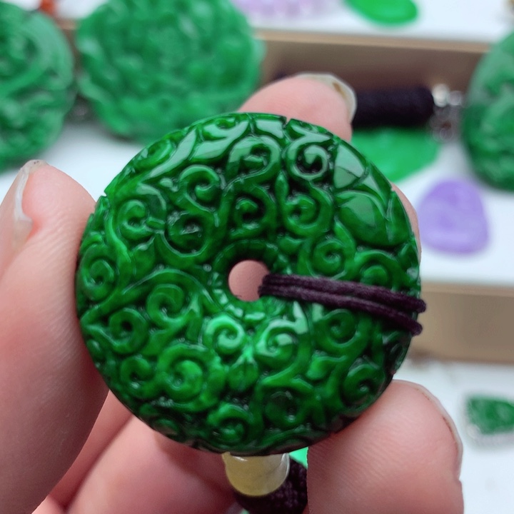 翡翠未镶嵌吊坠(不含链)