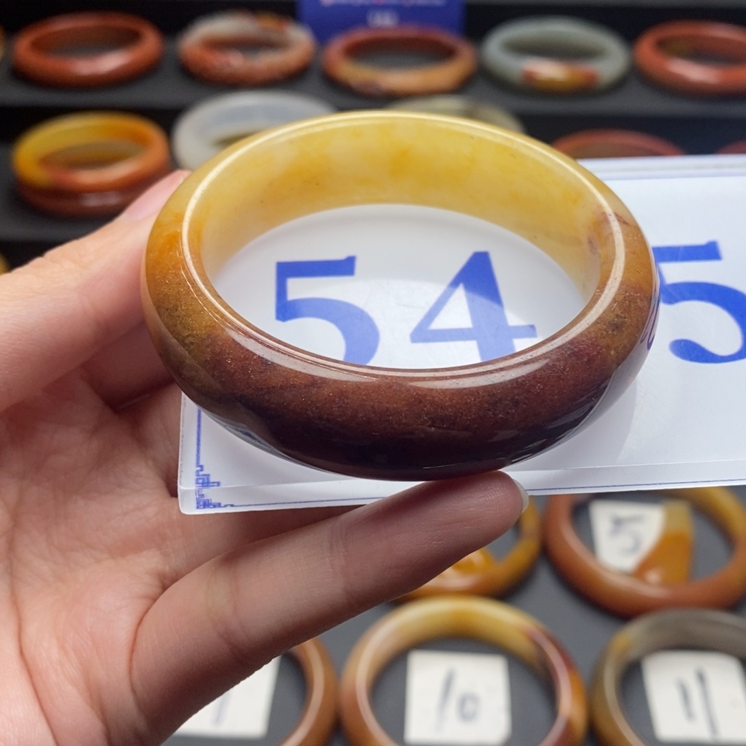 石英质玉（黄龙玉）手镯未镶嵌