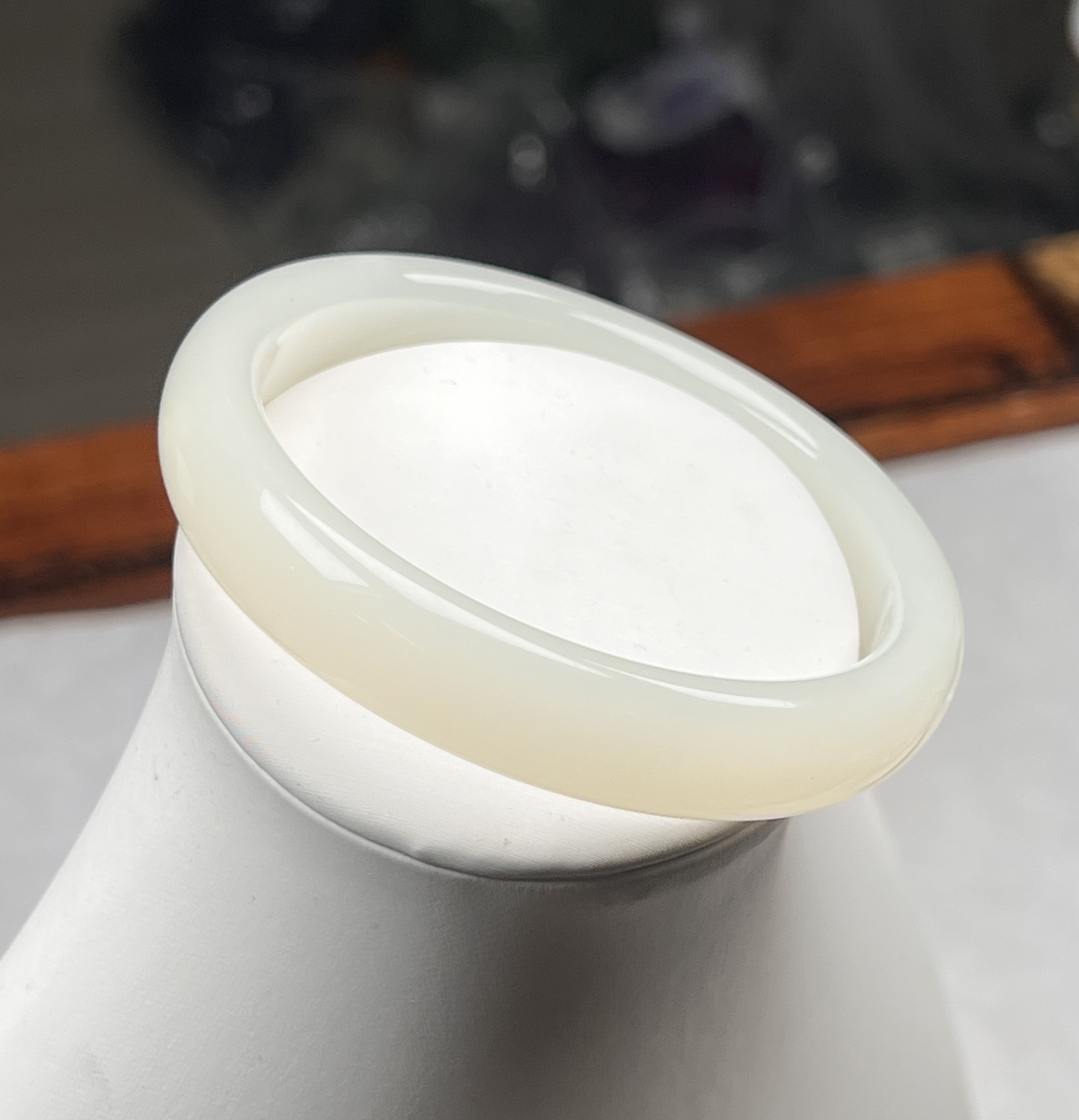 新疆冰羊脂手镯时尚百搭-A3012