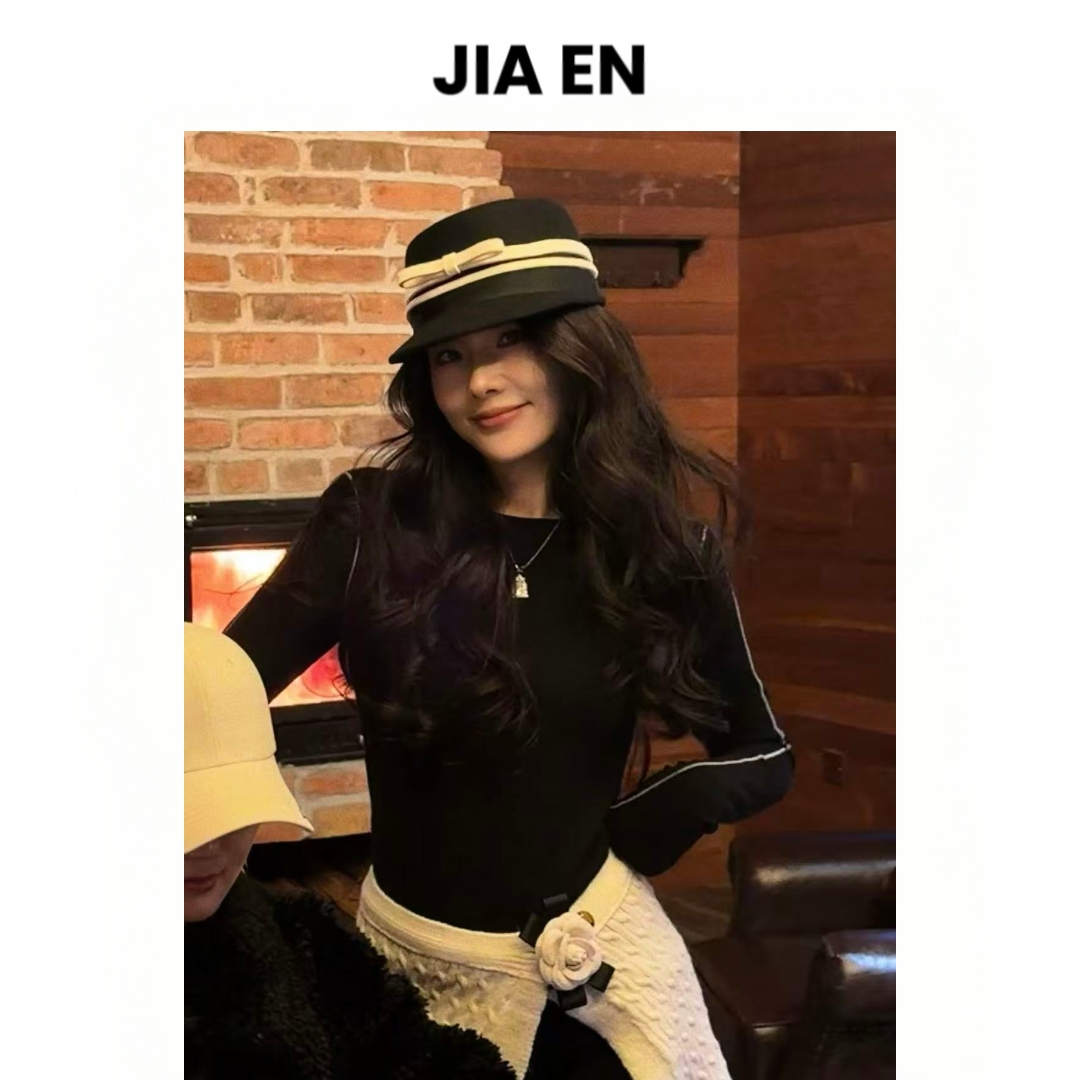 【CAIXIN 佳恩】自发热设计感天丝羊毛撞线设计款打底衫