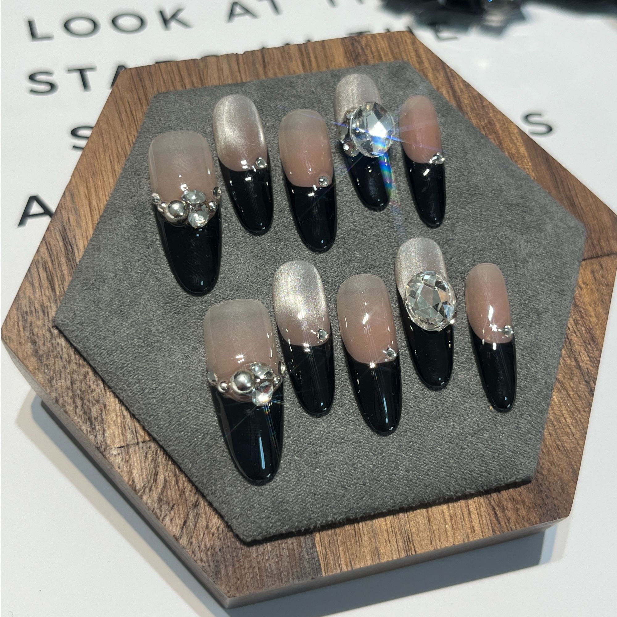 【黑粉千金】小香风法式包边美甲碎钻堆钻显白穿戴美甲