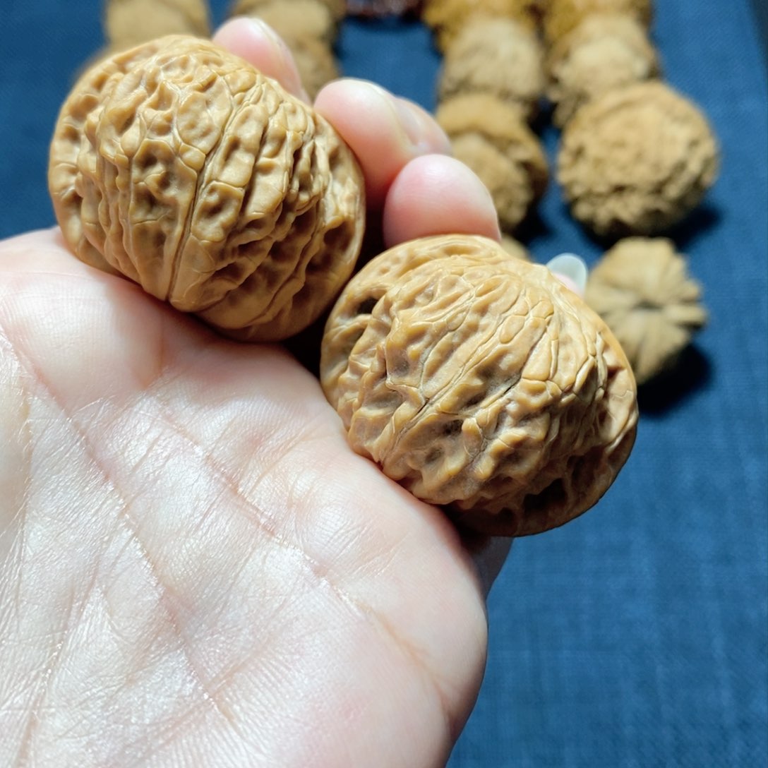 桃核吊坠磨盘狮子头37