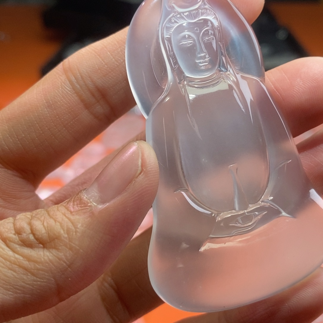 招***鼠石英质玉未镶嵌珠宝半成品