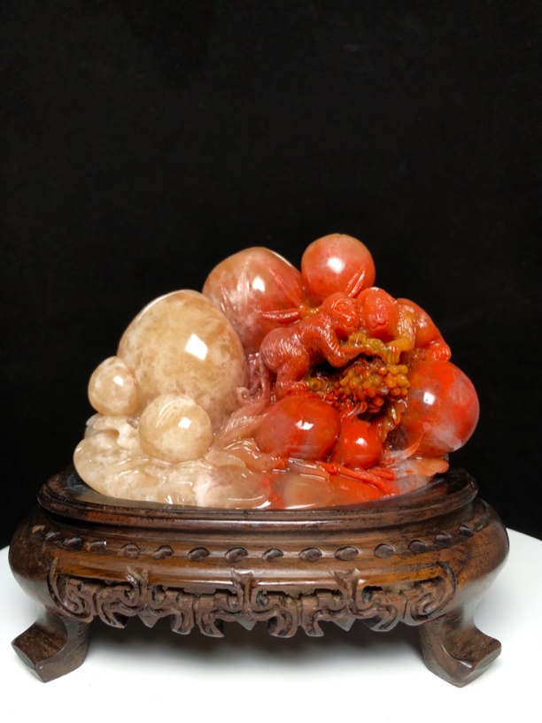 寿山三彩荔枝冻满丝灵猴献寿摆件