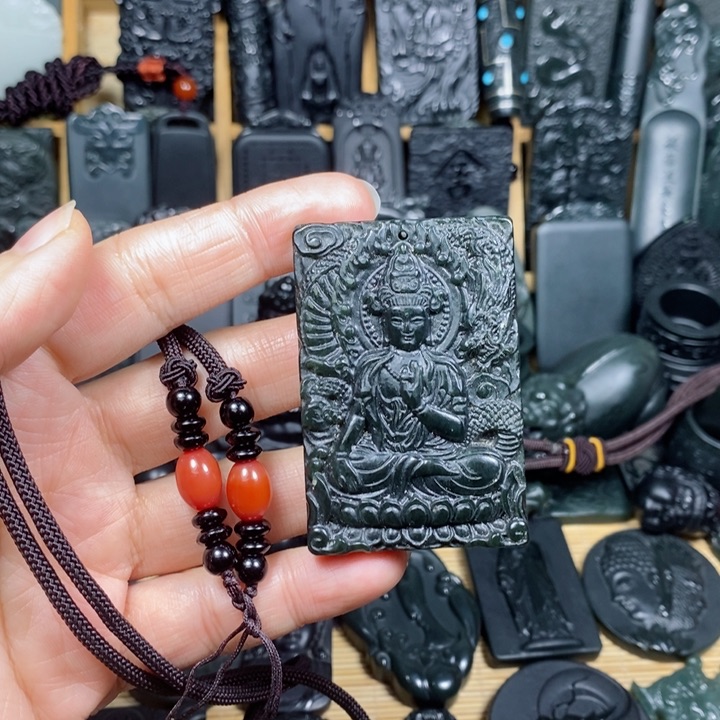 和田玉（青玉）颈饰未镶嵌