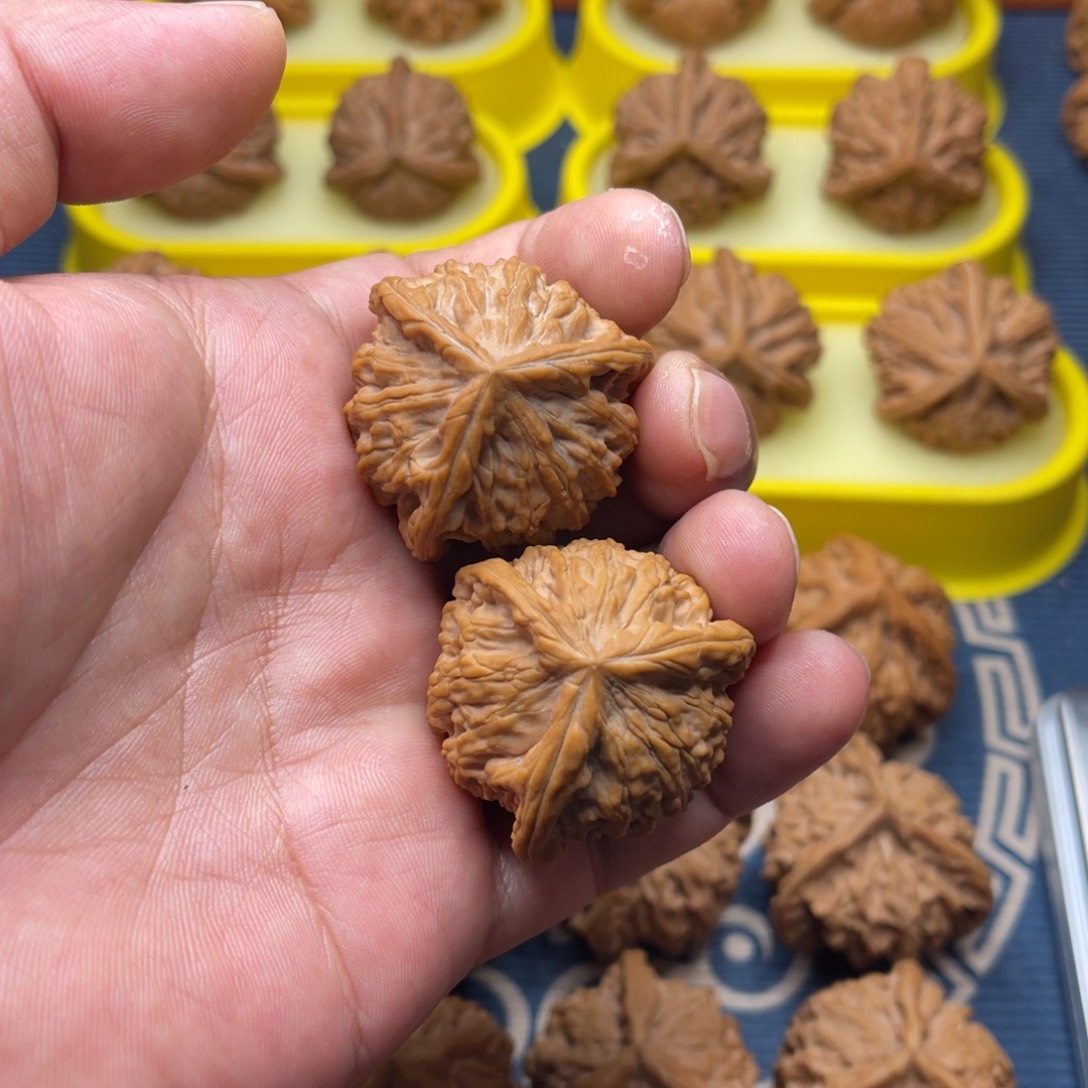 手串/手链核桃糖三角全品正奔37尺