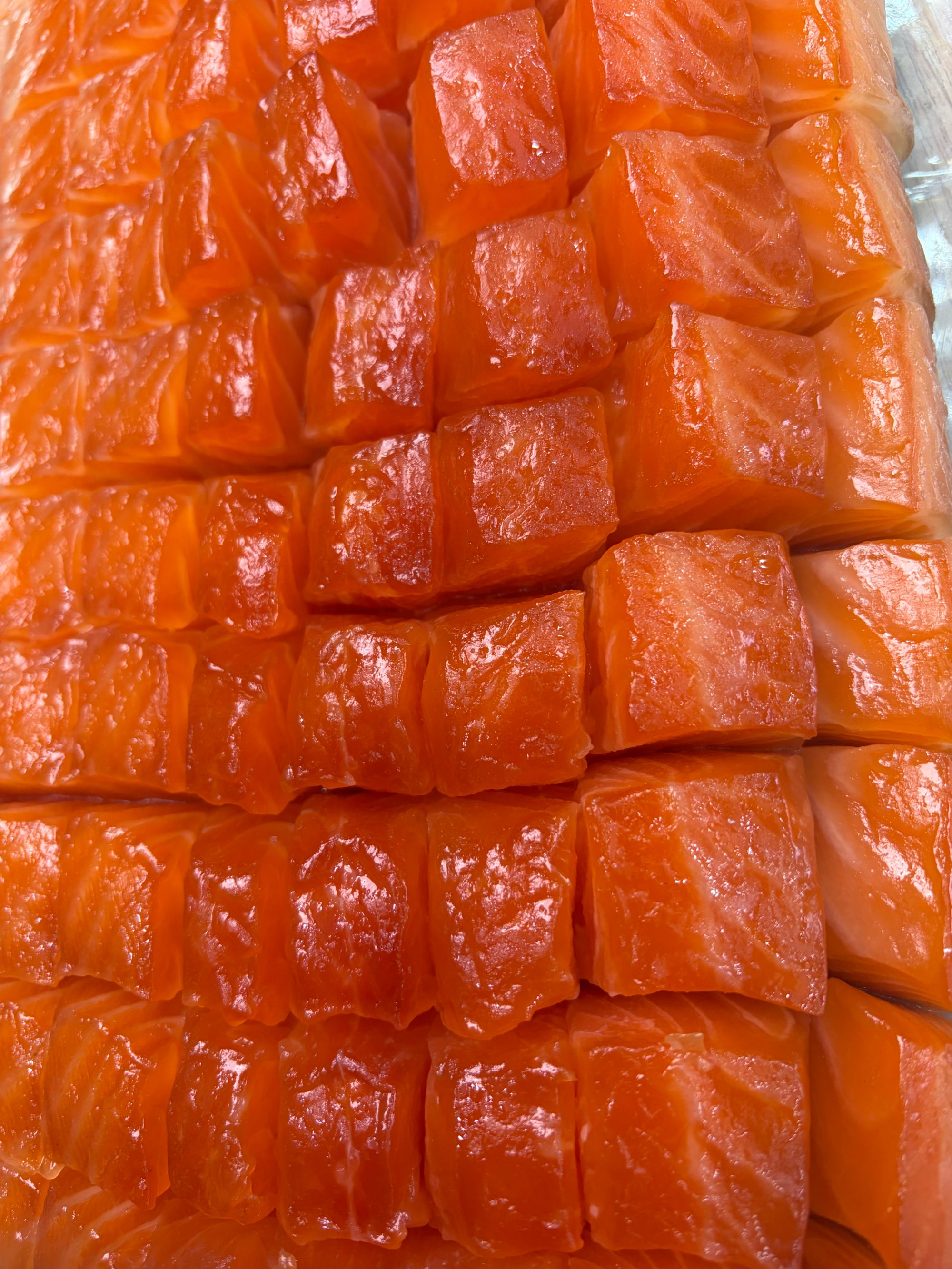 俄式风味冷熏三文鱼（大西洋鲑）开袋即食海鲜零食俄罗斯烟熏三文鱼