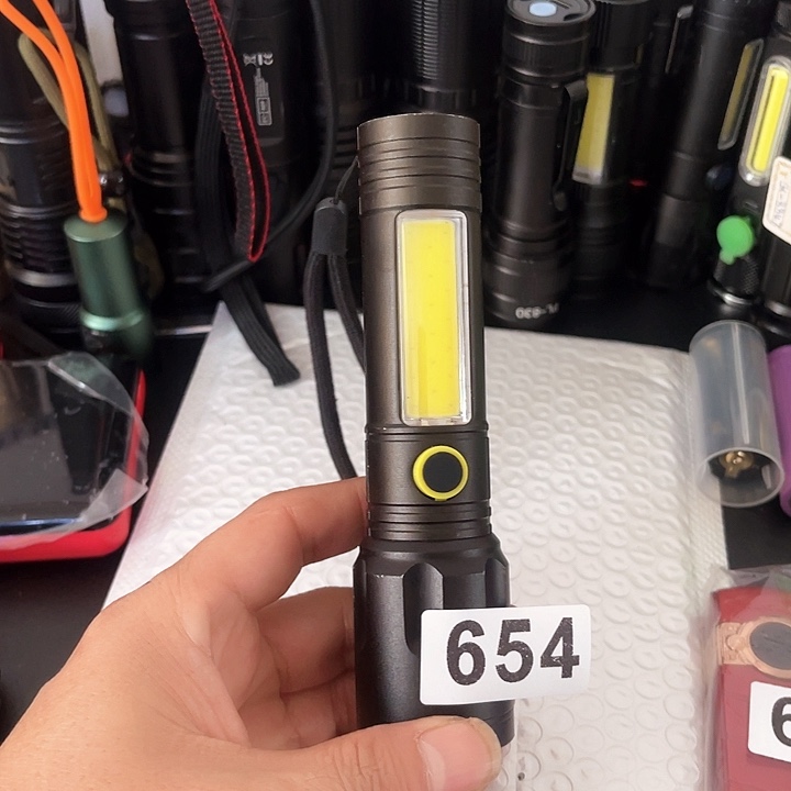 李*激光强光手电头灯654