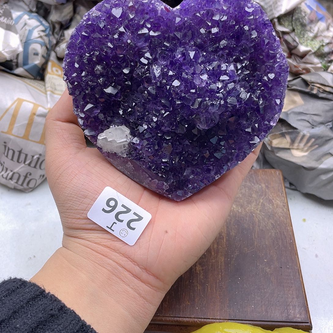 紫晶大型摆件（非配饰）未镶嵌