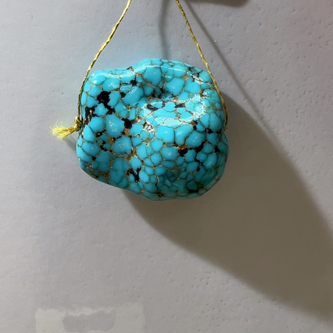 绿松石未镶嵌挂件