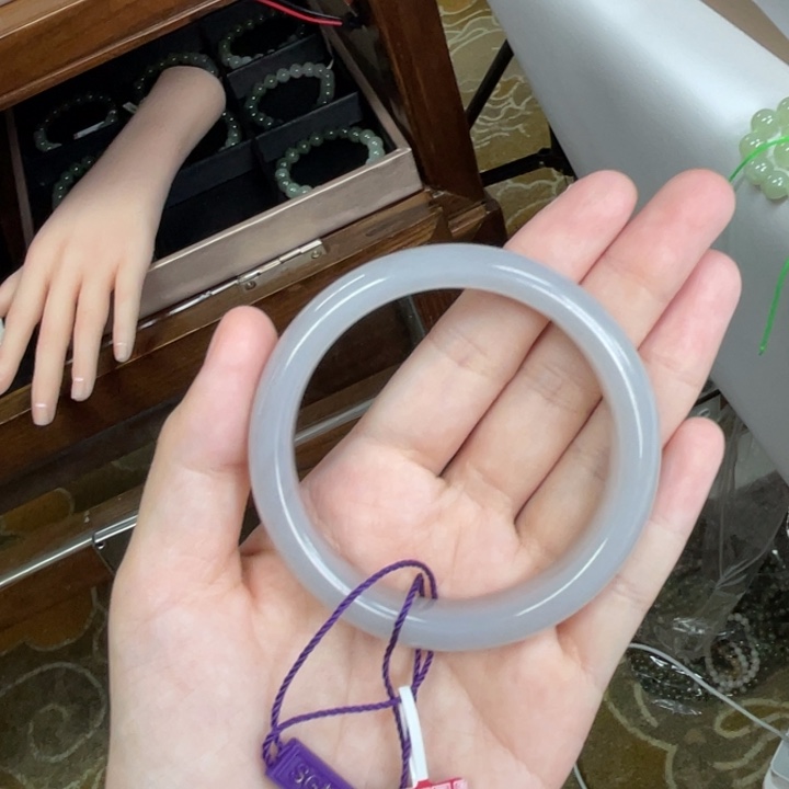 和田玉未镶嵌手镯56