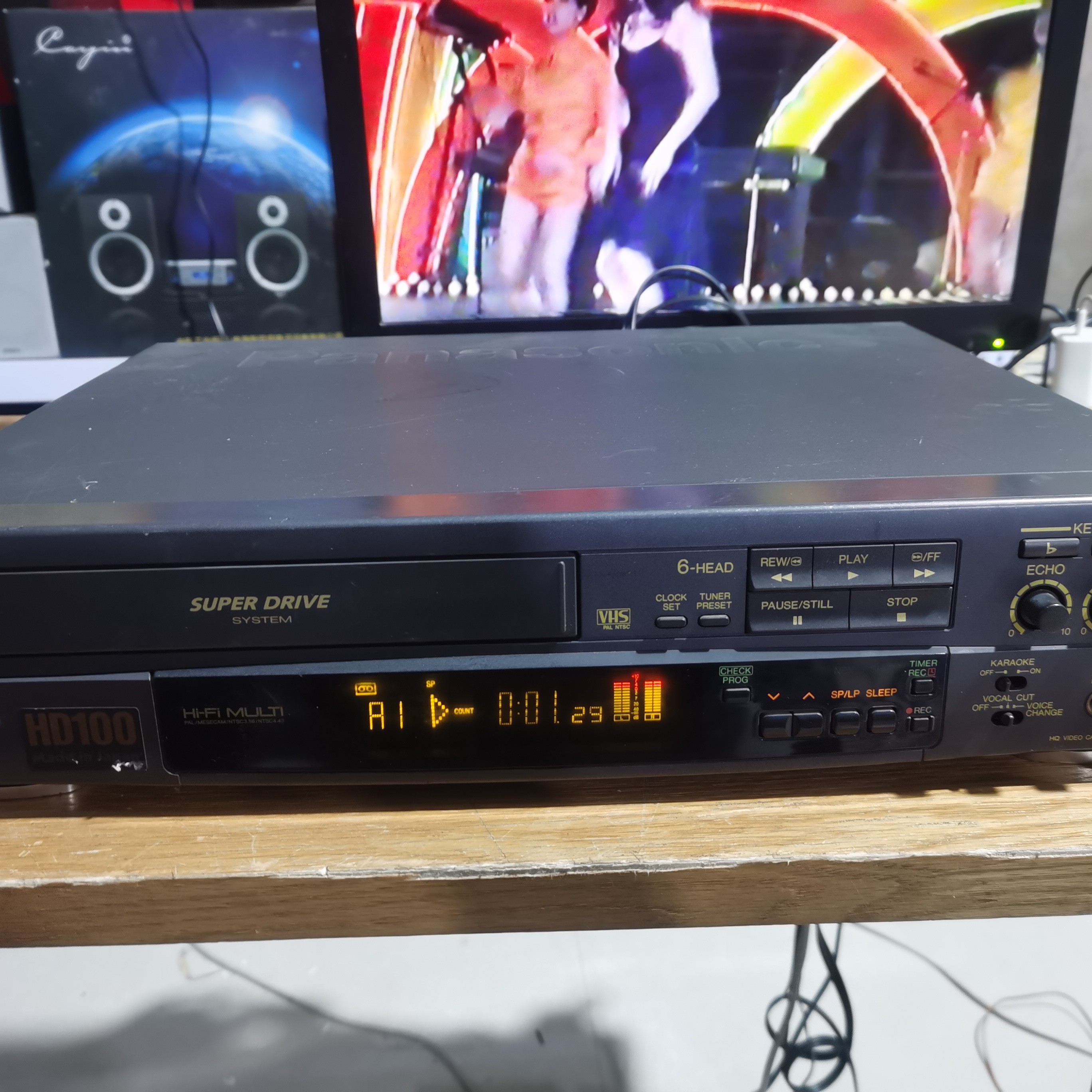 8新 Panasonic/松下 松下录像机HD100机器运费自理上盖有划痕。