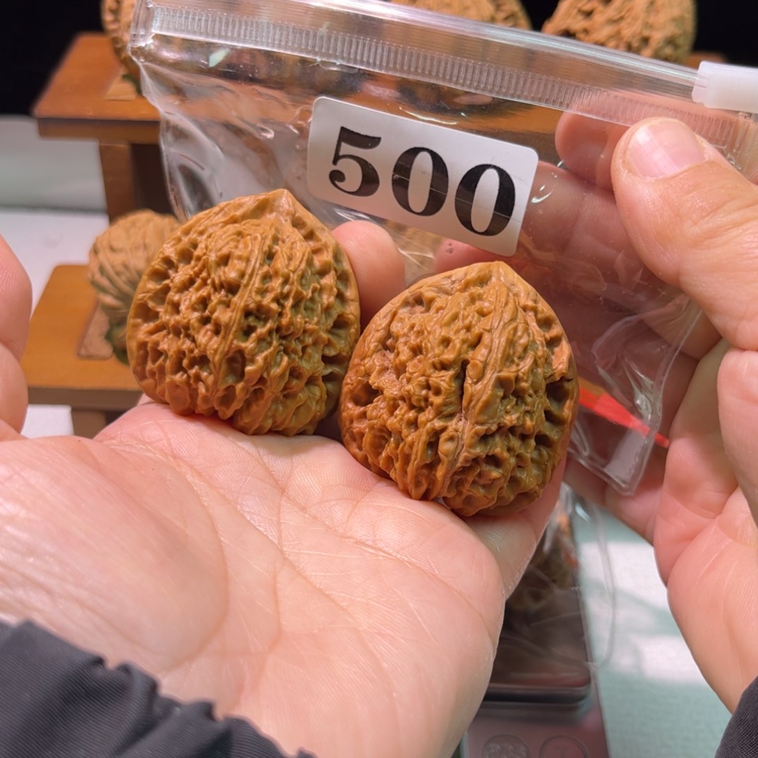 吊坠文玩核桃高炮40微修已打底