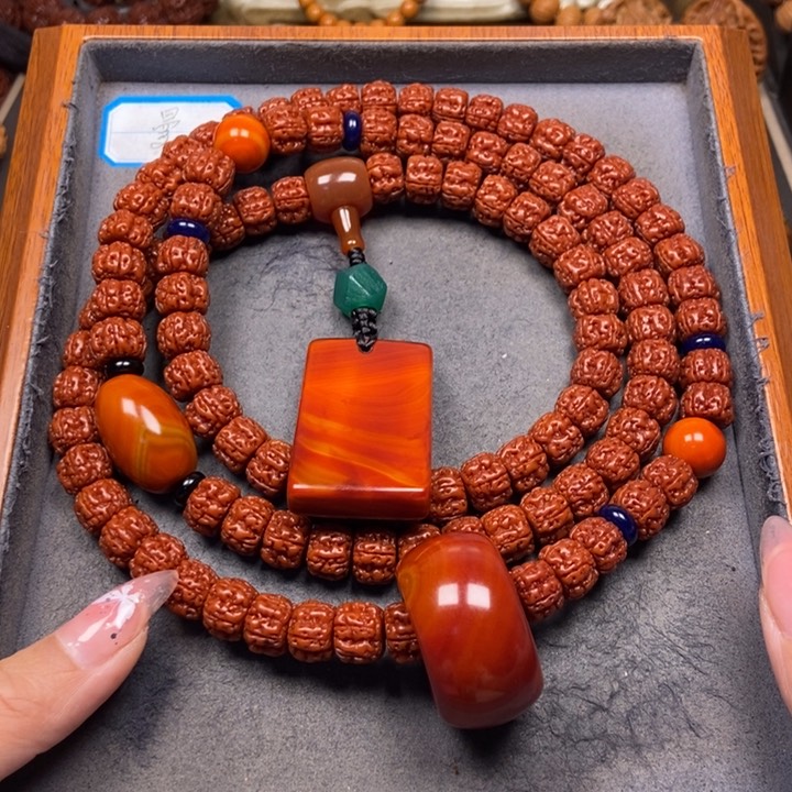 金刚菩提吊坠菩提