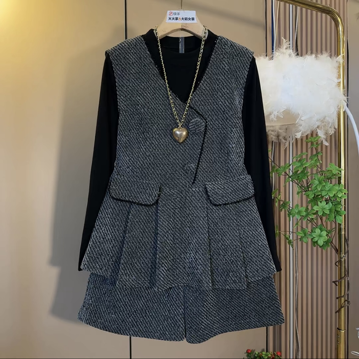 欧货时尚简约设计大纽扣遮肉显瘦三件套套装