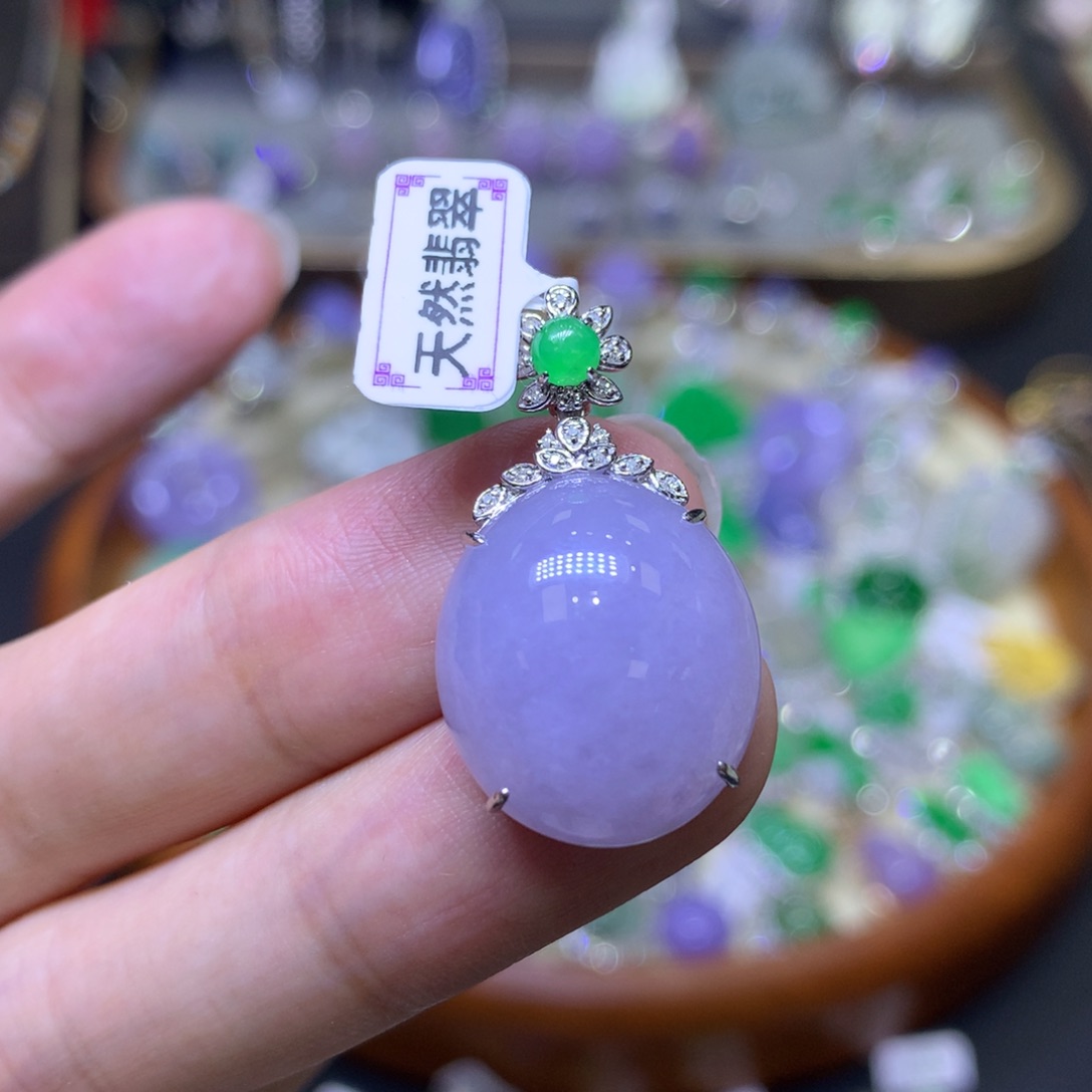 翡翠18K金镶嵌颈饰翡翠吊坠项链