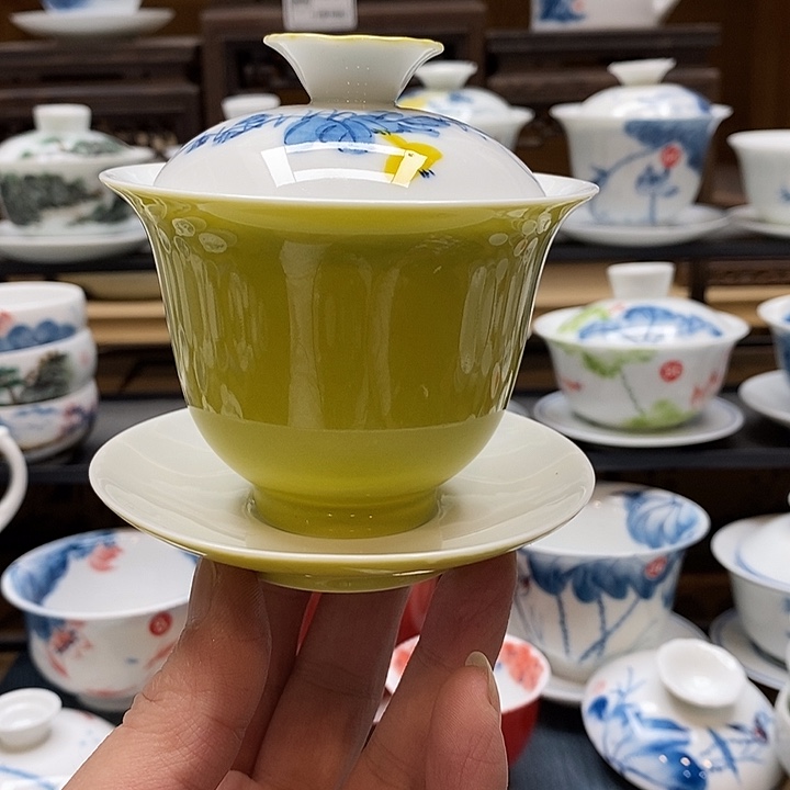 手绘微瑕葫芦盖碗