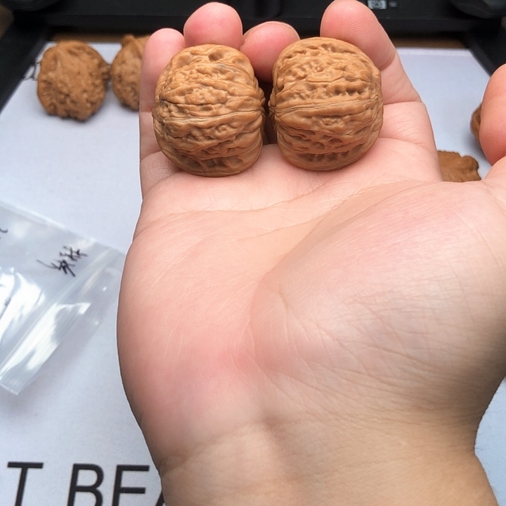 文玩核桃吊坠35全品24年汉高楼