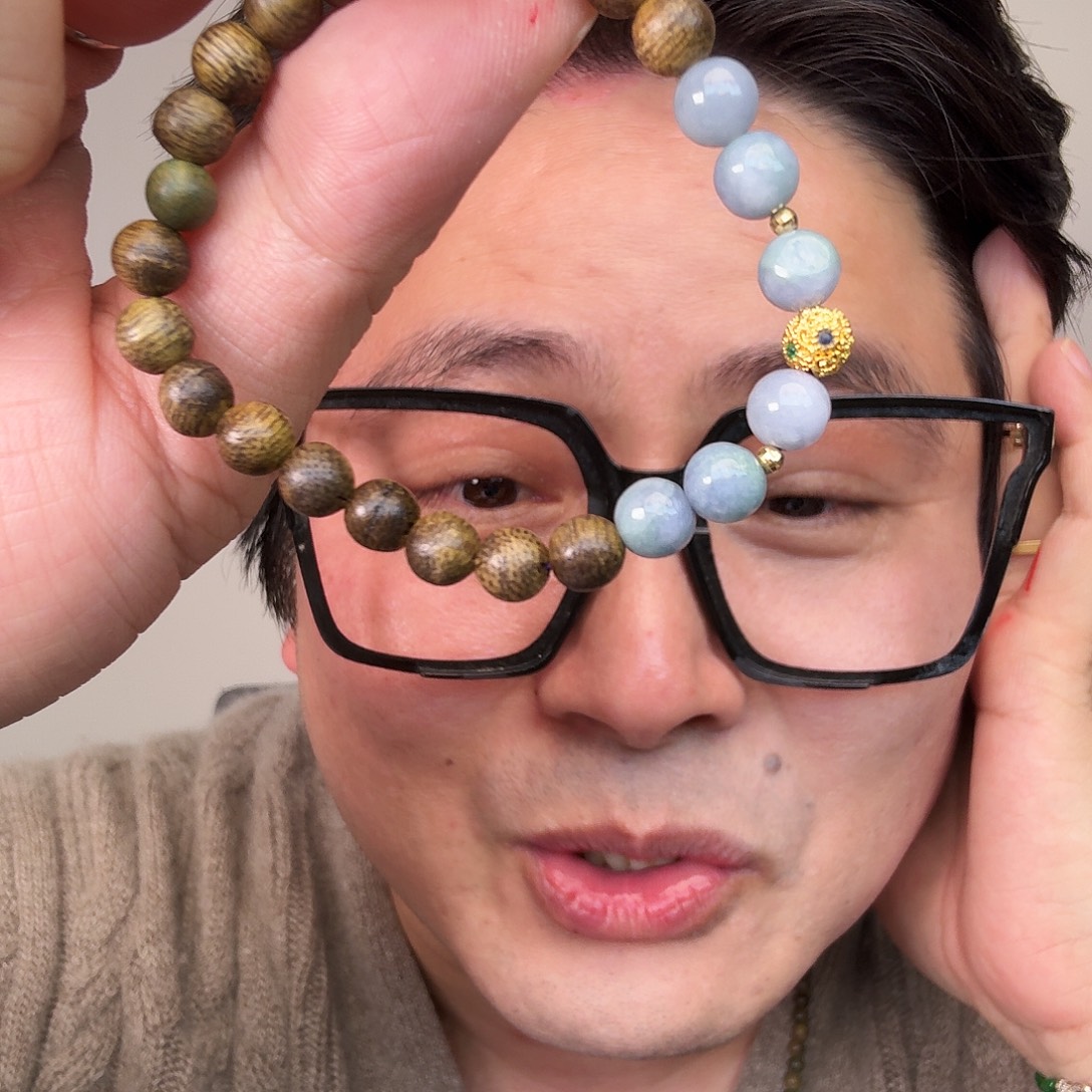 翡翠18K金镶嵌颈饰一件