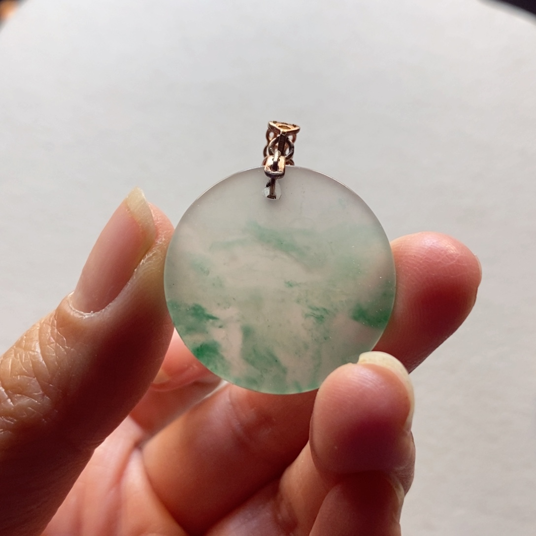 石英质玉颈饰未镶嵌