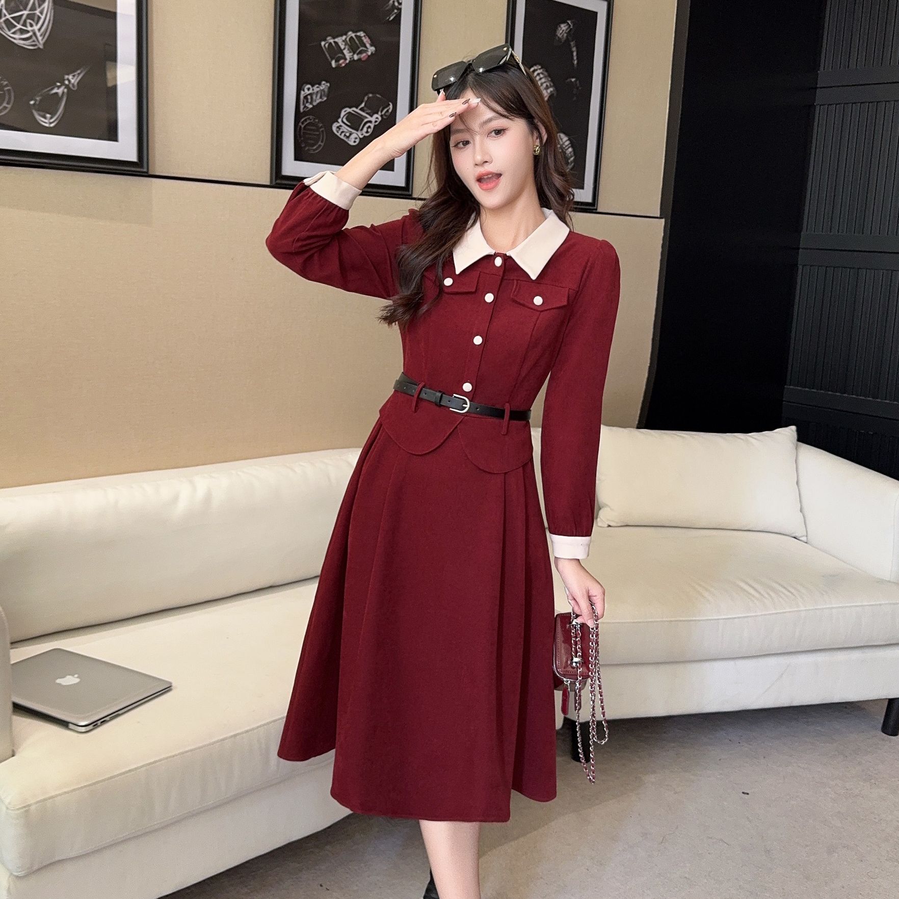 【芊朵 】高级感复古气质减龄赫本风长袖时髦秋季新款显瘦连衣裙女