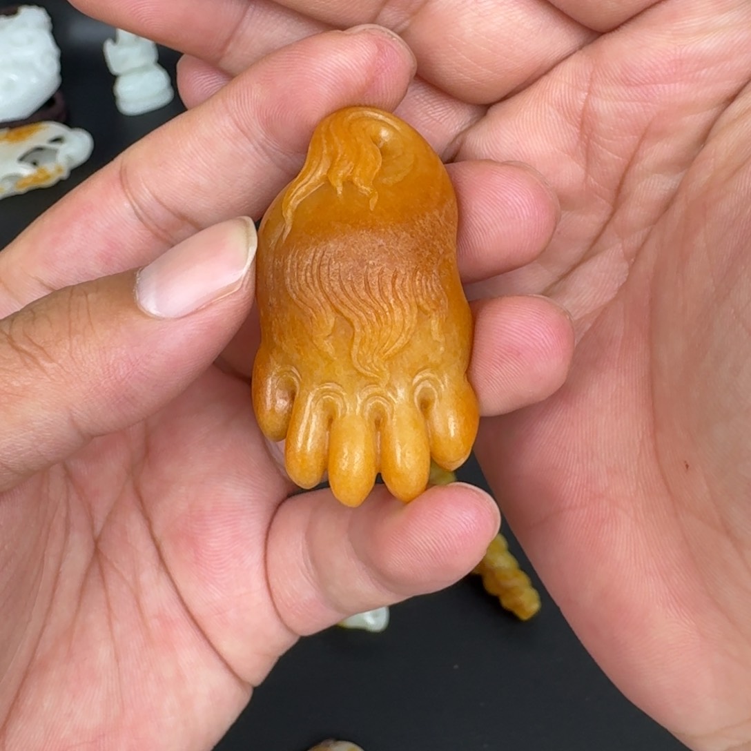 万***生和田玉（糖玉）未镶嵌颈饰