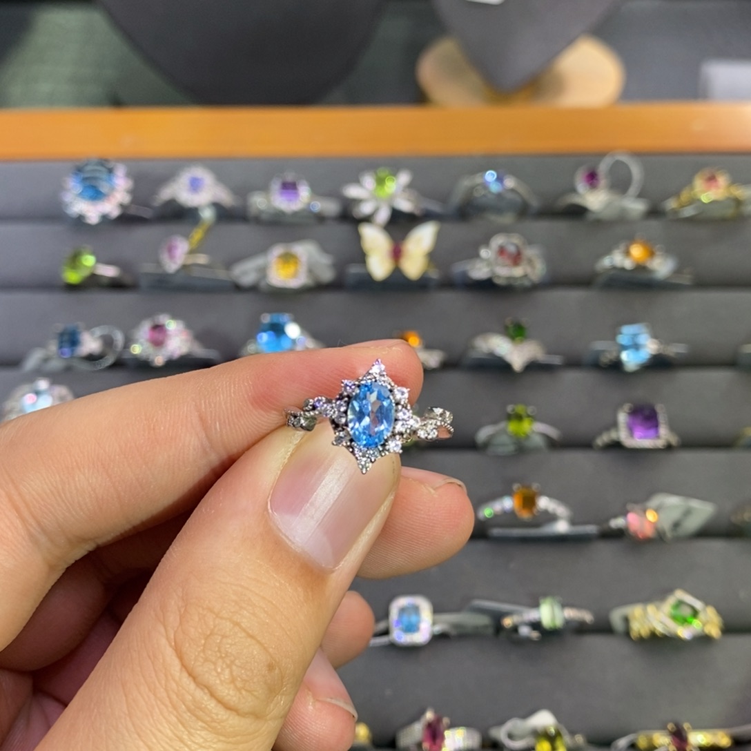 托帕石戒指银S925镶嵌