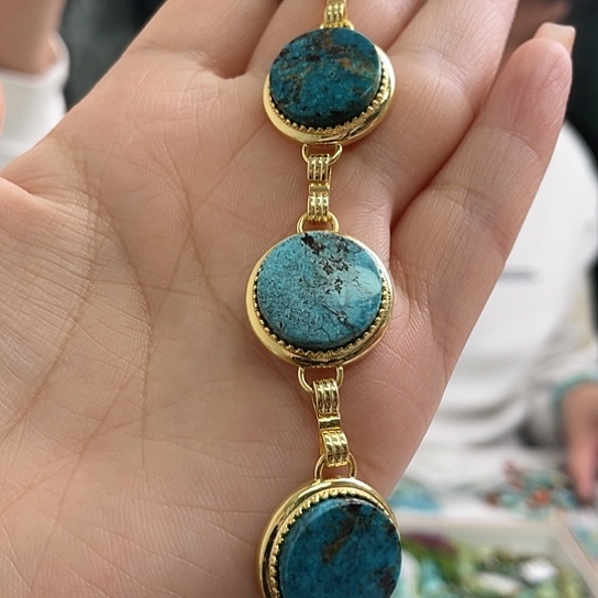 未镶嵌绿松石珠宝奇石