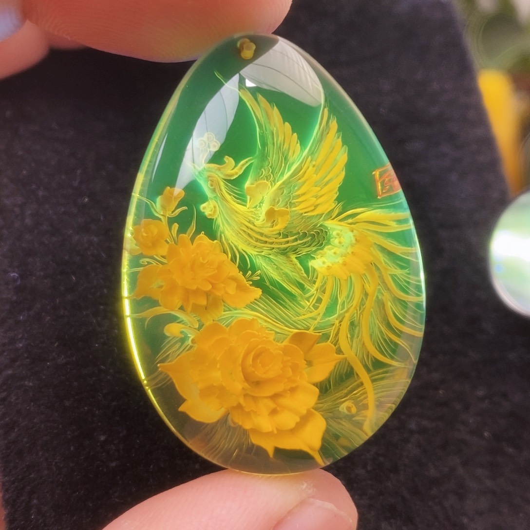 【闪购商品】未镶嵌吊坠(不含链)蓝珀蓝珀雕刻件