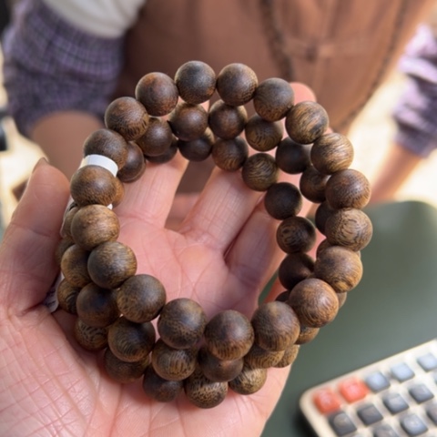 沉香手串陆河10克卡1.1多样性发1条