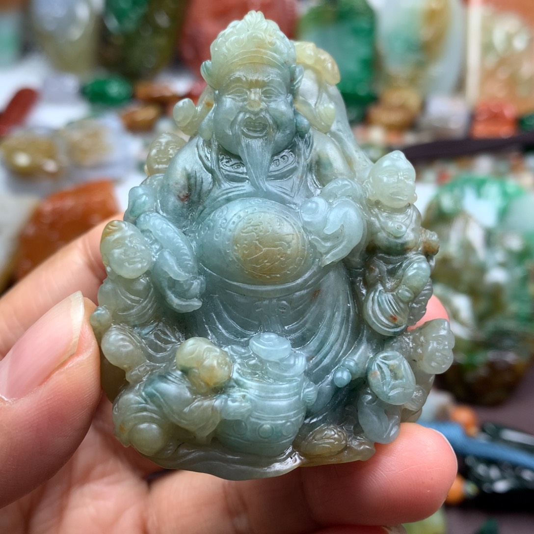 翡翠未镶嵌颈饰挂件