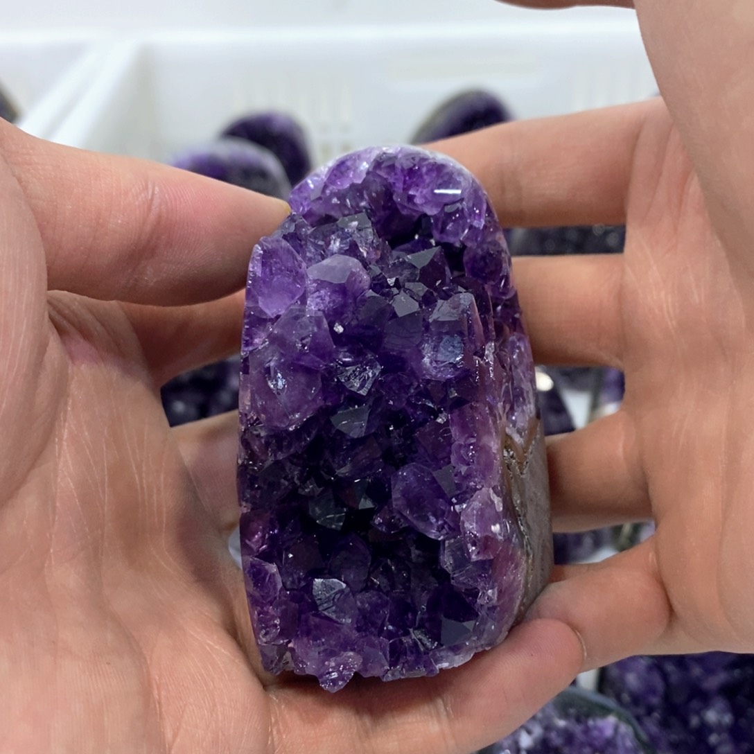摆件摆件未镶嵌水晶