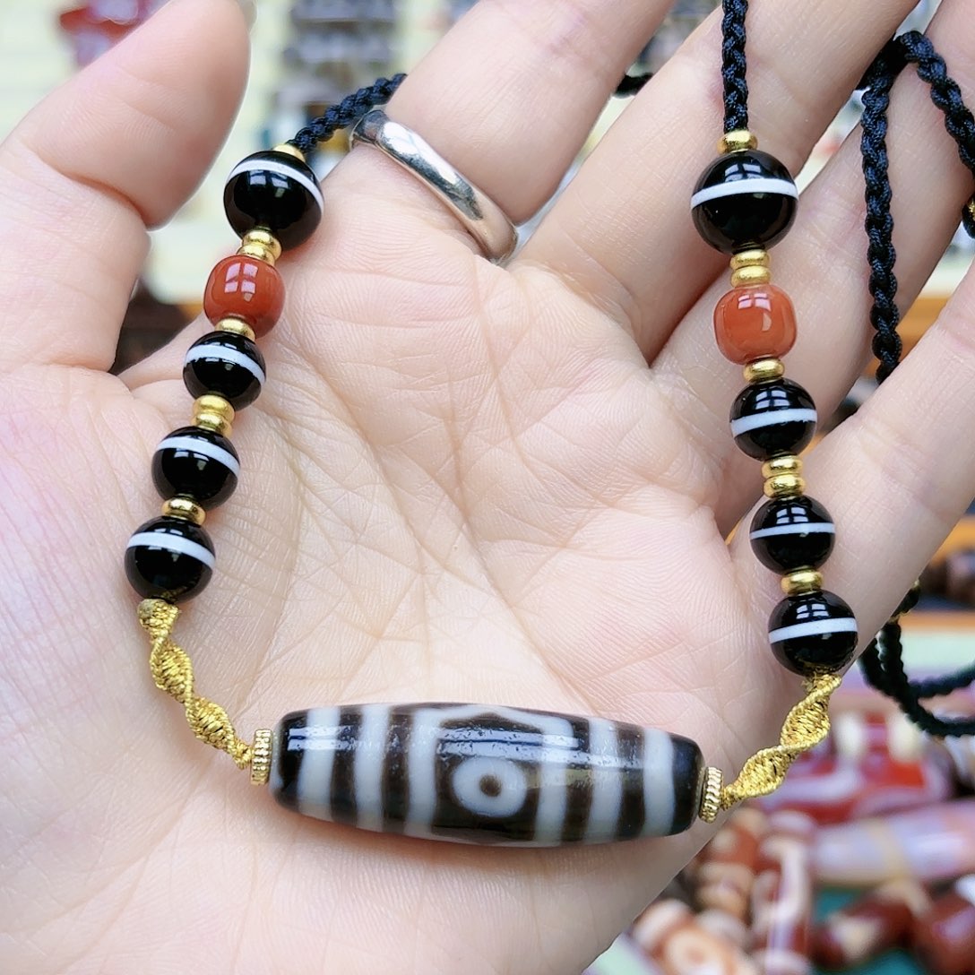 玛瑙/玉髓颈饰未镶嵌