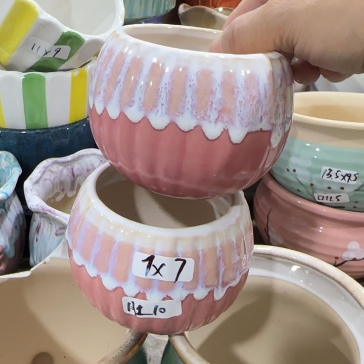 凑9块包邮，有孔，花盆