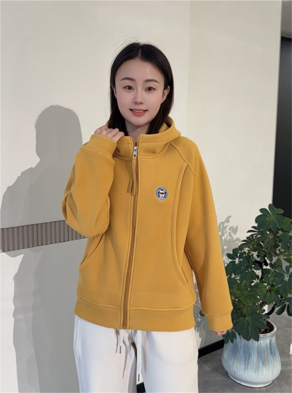 YOUYOU-[拼色时尚]25冬新款慕斯绒石墨烯百搭连帽外套HT-3119