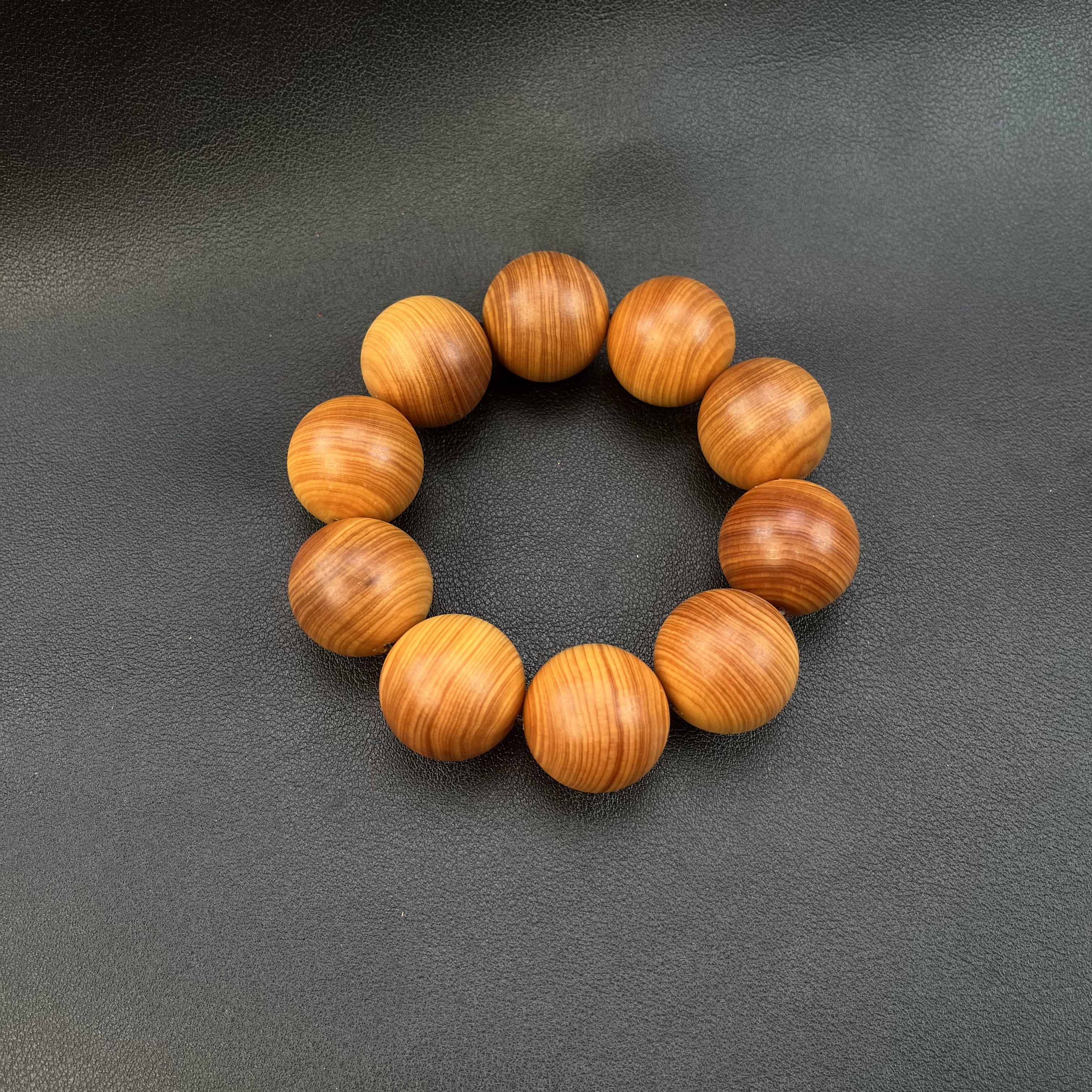 崖柏红油2.5手串