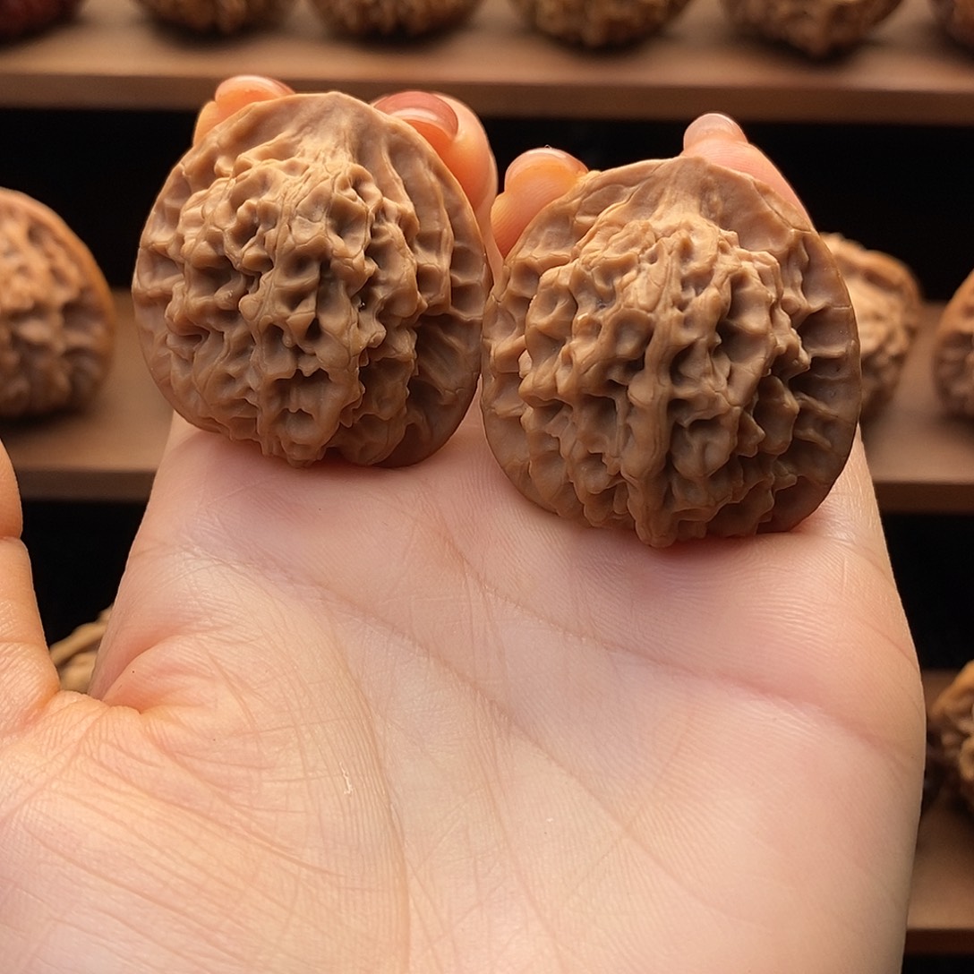 李***吊坠文玩核桃秦闷16（静静文玩）