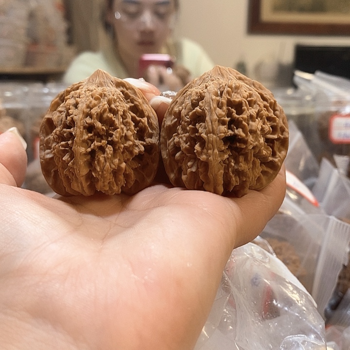 文玩核桃吊坠42满天星有修