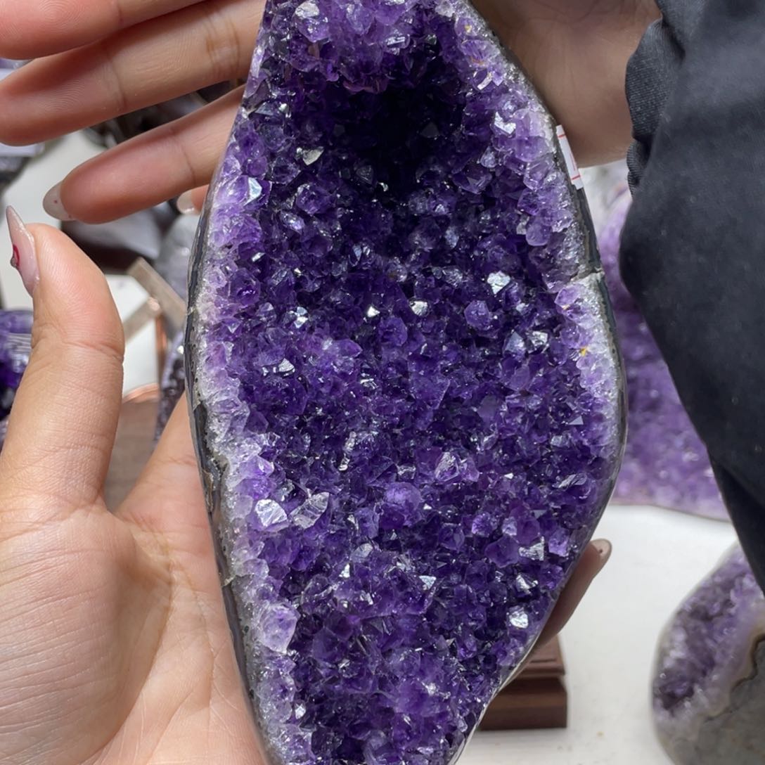 紫晶大型摆件（非配饰）未镶嵌