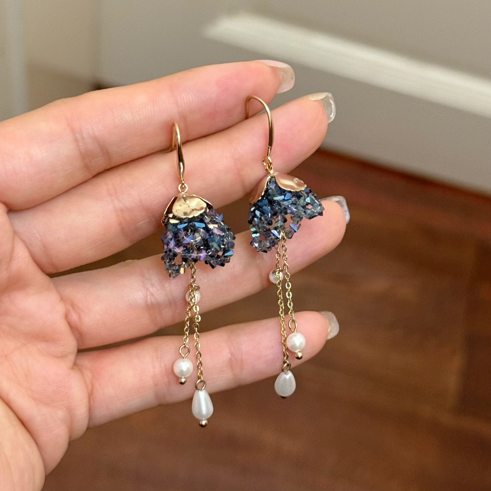 铜合金合成锆石耳饰 E0392 东大门手工编织铃兰花流苏女神耳环