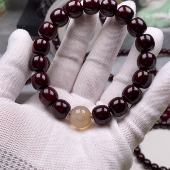 鹏*呵猴头关的一个小镇上的