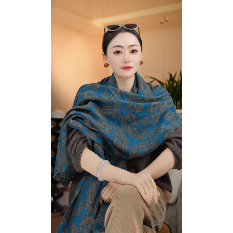 1-992 【幽澜金影】新款仿羊绒190*70左右长巾